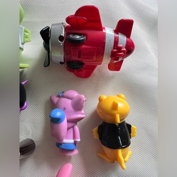 Ryan’s world action figures lot of 11!! Some 3” and some 2” - Picture 6 of 9